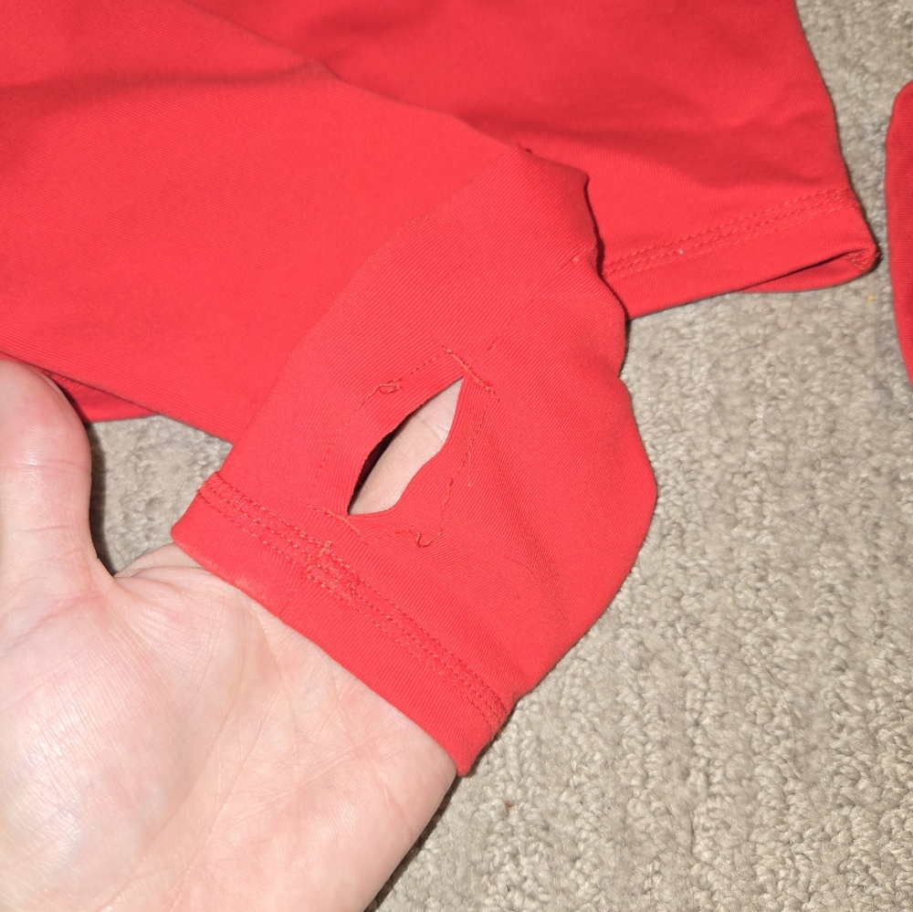 2 Buffbunny long sleeve crop - Picture 2 of 5